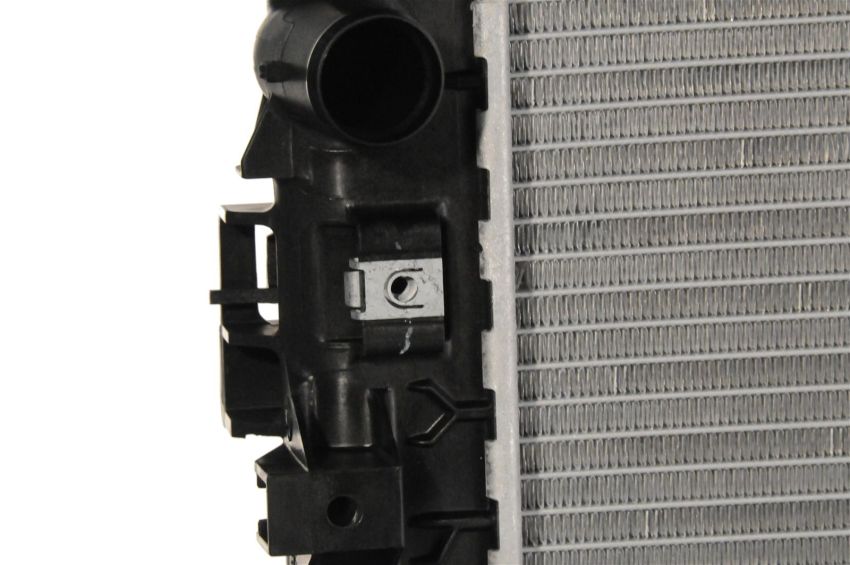 ACDelco GM Genuine Parts Radiators for 2014-2019 IMPALA, 2013-2015 MALIBU - 22883363