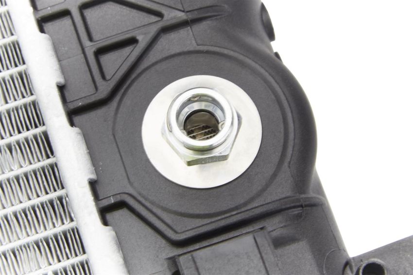 ACDelco GM Genuine Parts Radiators for 2016-2019 CASCADA, 2014-2015 CRUZE, 2016 CRUZE LIMITED - 13393984