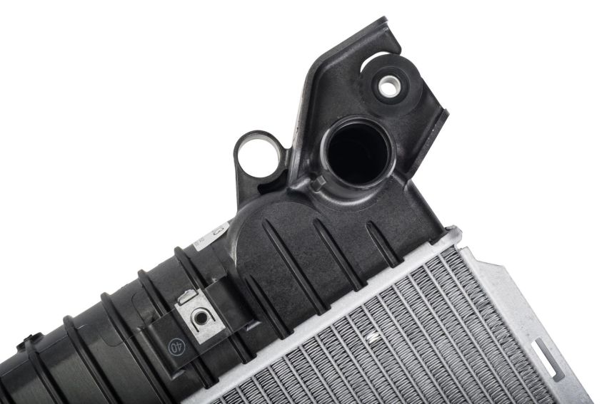 ACDelco GM Genuine Parts Radiators for 2016-2018 SIERRA 1500, SILVERADO 1500 - 84208890