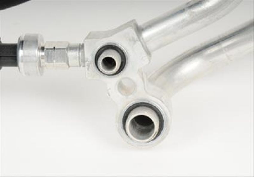 ACDelco Air Conditioning Hoses for 2003-2004 ION - 22706800
