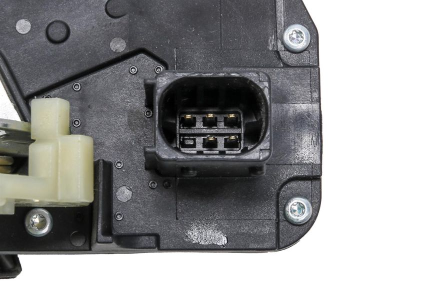 ACDelco GM Genuine Parts Door Latch Assemblies for 2012-2015 CAPTIVA SPORT, 2008-2010 VUE - 22785489