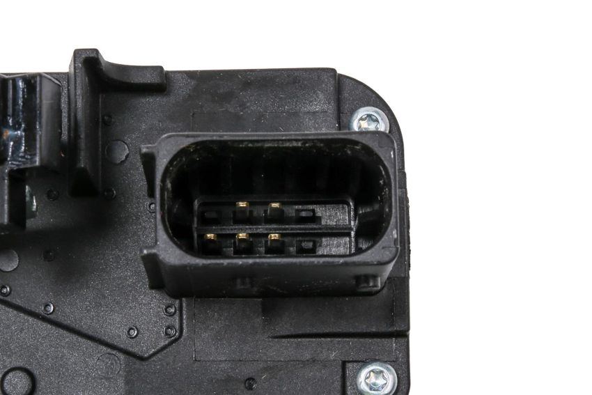 ACDelco GM Genuine Parts Door Latch Assemblies for 2007-2009 AURA, 2008-2012 MALIBU - 22865521