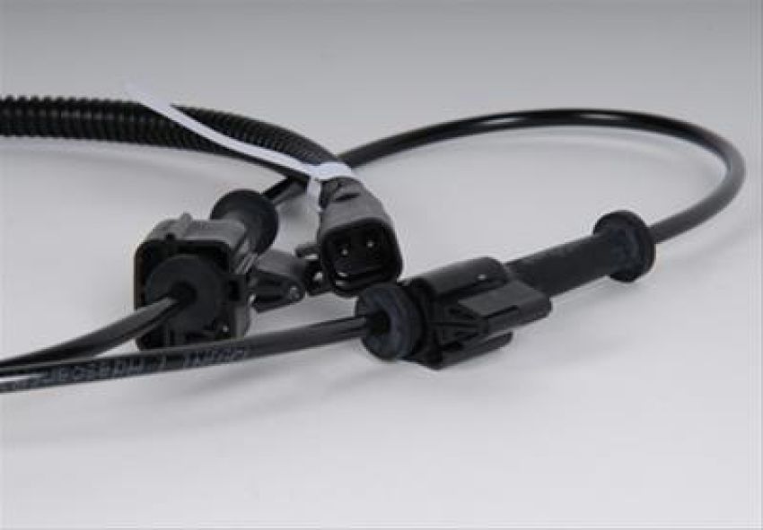 ACDelco ABS Wheel Speed Sensors for 2008-2015 CTS - 22897413