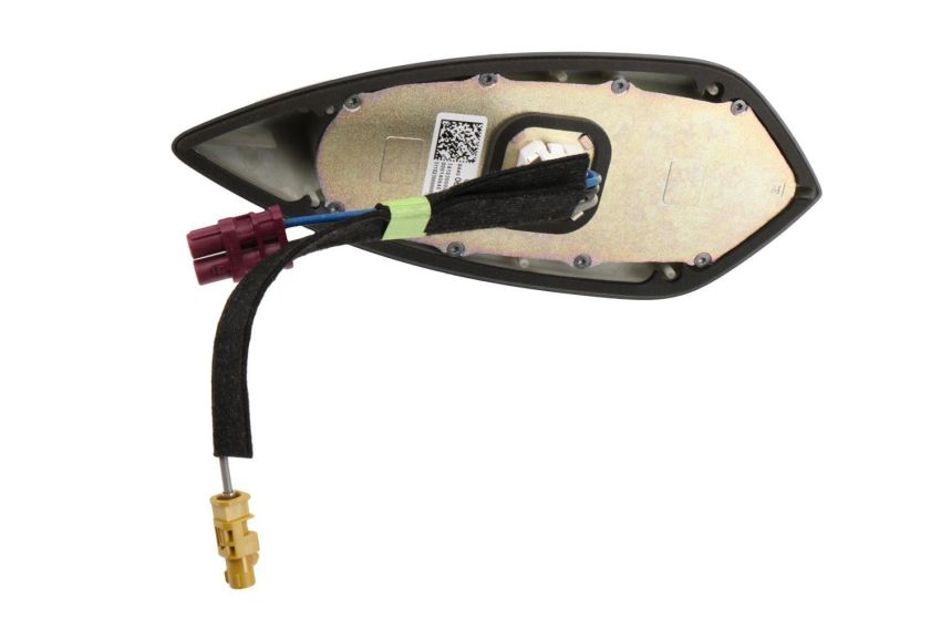 ACDelco GM Genuine Parts Antenna Assemblies for 2016-2018 MALIBU, 2016-2017 REGAL, 2016-2019 XTS - 84400602