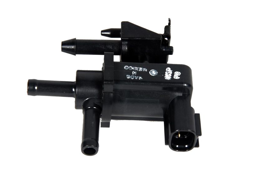 ACDelco GM Genuine Parts Vapor Canister Purge Valves for 2005-2006 VIBE - 88973527