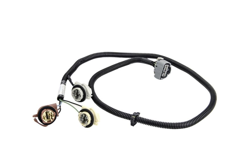 ACDelco GM Genuine Parts Taillight Harnesses for 1999-2005 SIERRA 1500, SILVERADO 1500 - 88986856
