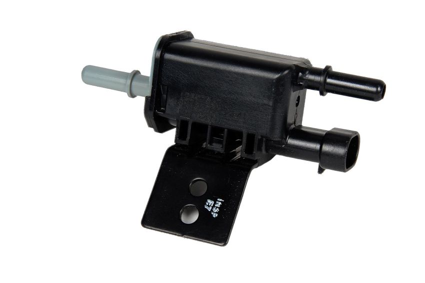 ACDelco GM Genuine Parts Vapor Canister Purge Valves for 2009-2011 AVEO, AVEO5, 2009-2010 G3 - 96800400