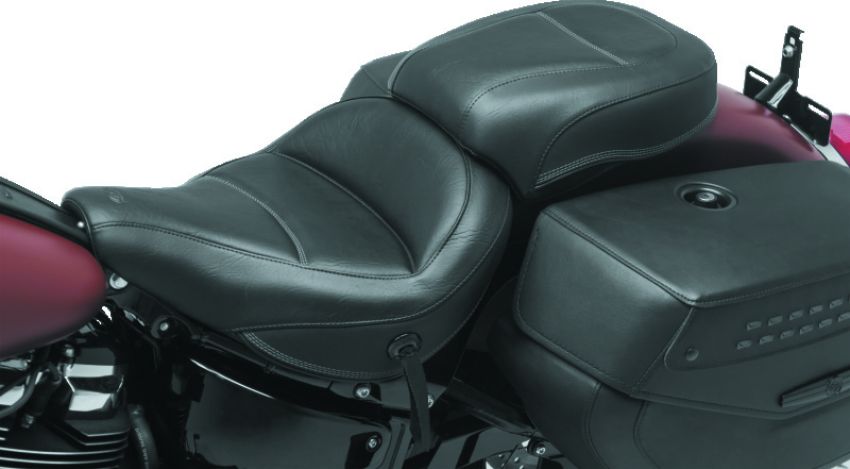 Mustang Motorcycle 76308 Mustang 14-21 Indian Chieftain,Chief,Dk Horse,Master,Indian Tripper 1PC Seat w/Diam Stitch - Black