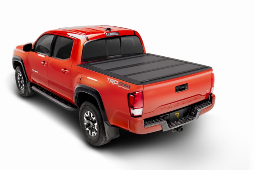 BAK 448406 05-15 Toyota Tacoma 5ft Bed (w/o Universal Tailgate Function) Flip MX4 Matte Finish