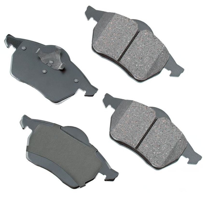 Akebono EUR555A Akebono EURO Ultra Premium Ceramic Disc Brake Pad Kit