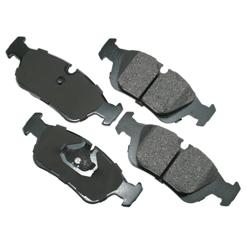 Akebono EUR558 Akebono EURO Ultra Premium Ceramic Disc Brake Pad Kit