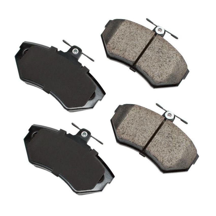 Akebono EUR704 Akebono EURO Ultra Premium Ceramic Disc Brake Pad Kit