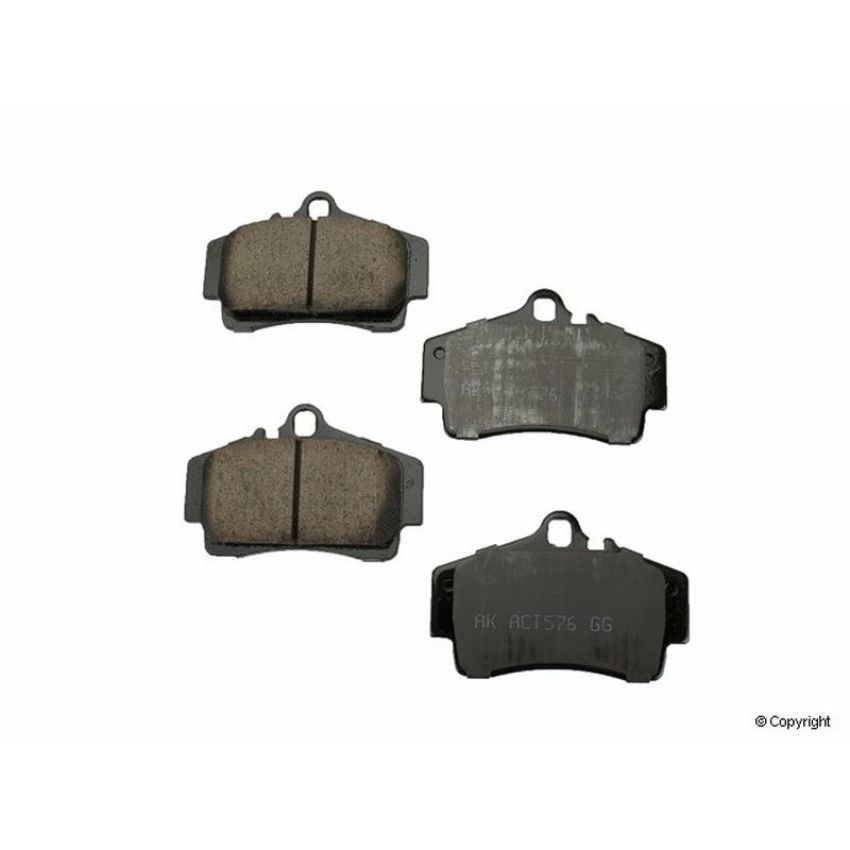 Akebono EUR738 Akebono EURO Ultra Premium Ceramic Disc Brake Pad Kit