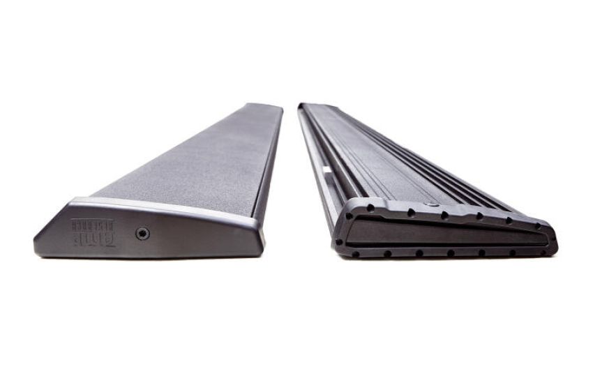 AMP Research 78255-01A 22-23 Chevy/GMC Silverado/Sierra 1500 & 2024 2500/3500HD Double/CC PowerStep Xtreme