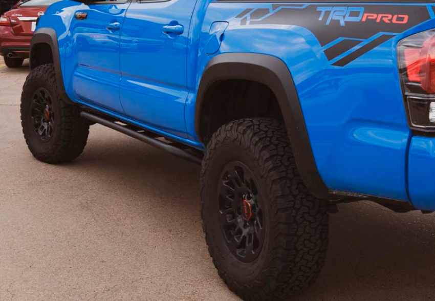 Cali Raised LED CR2578 Cali Raised 05-23 Toyota Tacoma Trail Edition Rock Sliders - Access Cab / Kick Out / Raw