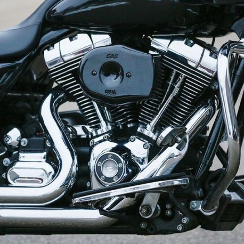 S&S Cycle 170-0597 08-16 Touring/16-17 Softail Models Stealth Air Cleaner Kit w/ Black Tribute Cover