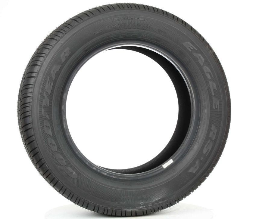 GOODYEAR Eagle RS-A 215/45R17 All-Season