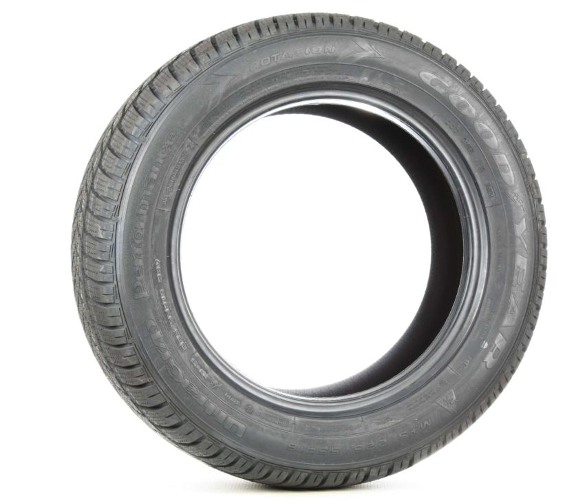 GOODYEAR Ultra Grip Performance 2 245/55R17 Winter