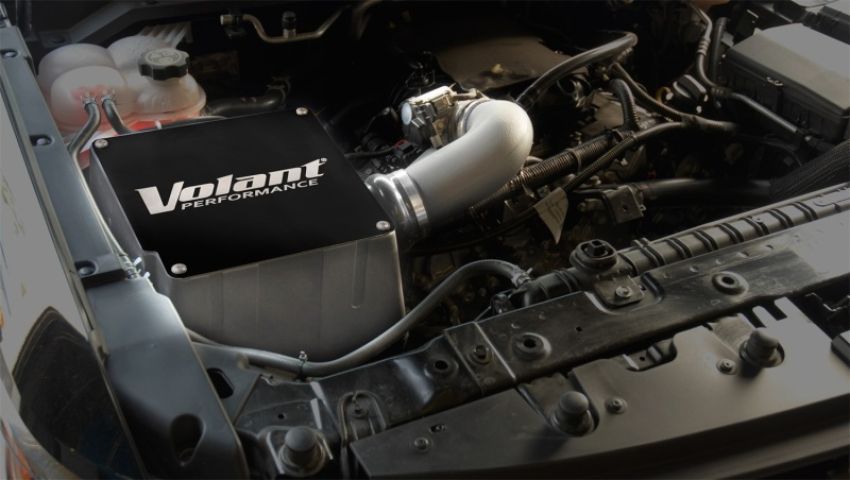 Volant 15436 Volant air intake systems utilize a high-velocity venturi filter adapter which provides a smooth transition through the MAF sensor into the intake tube for a much needed airflow improvement over the factory rubber tubing and resonator box.