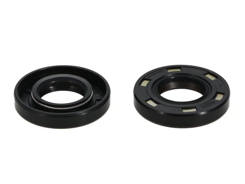 Wiseco B6051 Seal Kit (2) 20x40x7mm