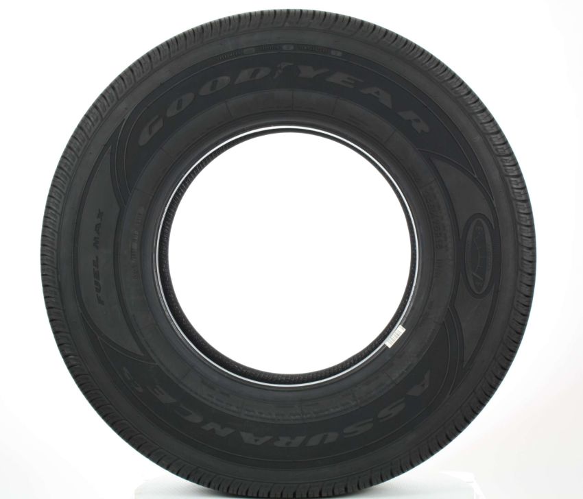 GOODYEAR Assurance CS Fuel Max 245/65R17 All-Season