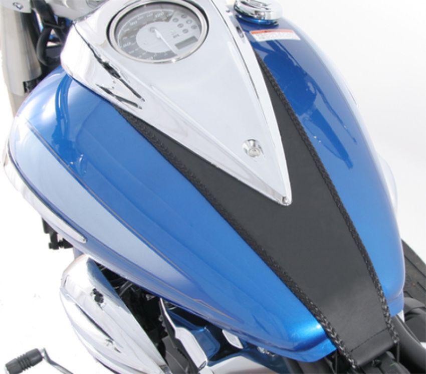 Mustang Motorcycle 93211 Mustang 09-17 Yamaha V-Star 950, 09-17 V-Star 950 Tourer Tank Bib - Black