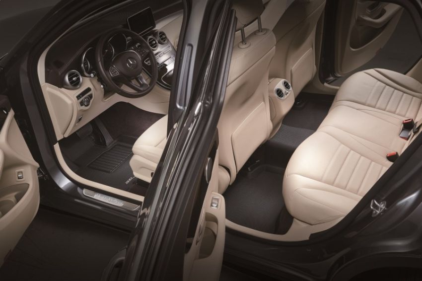 3D MAXpider L1JG01301509 18-20 Jaguar E-Pace Kagu Black R1 R2