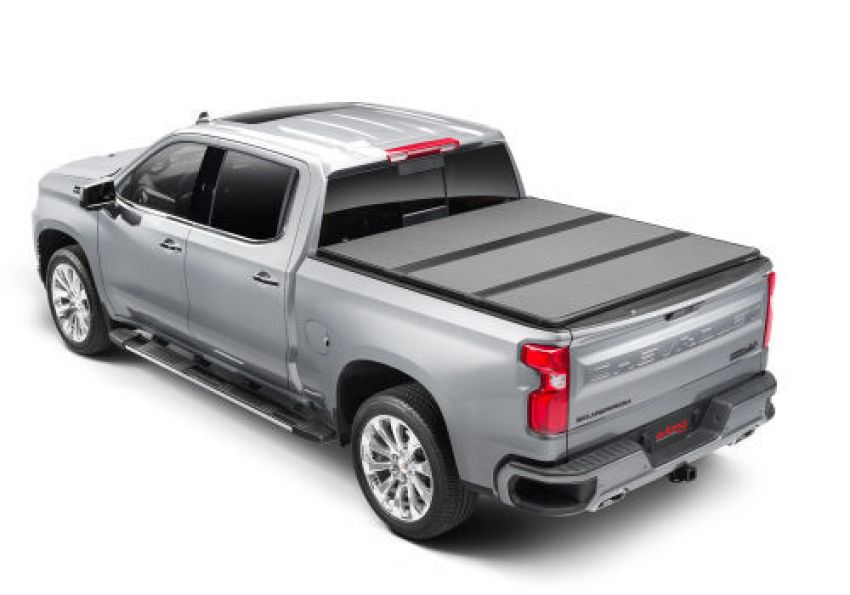 Extang 88457 19-23 Chevy/GMC Silverado/Sierra 1500 (6ft. 7in. Bed) Solid Fold ALX