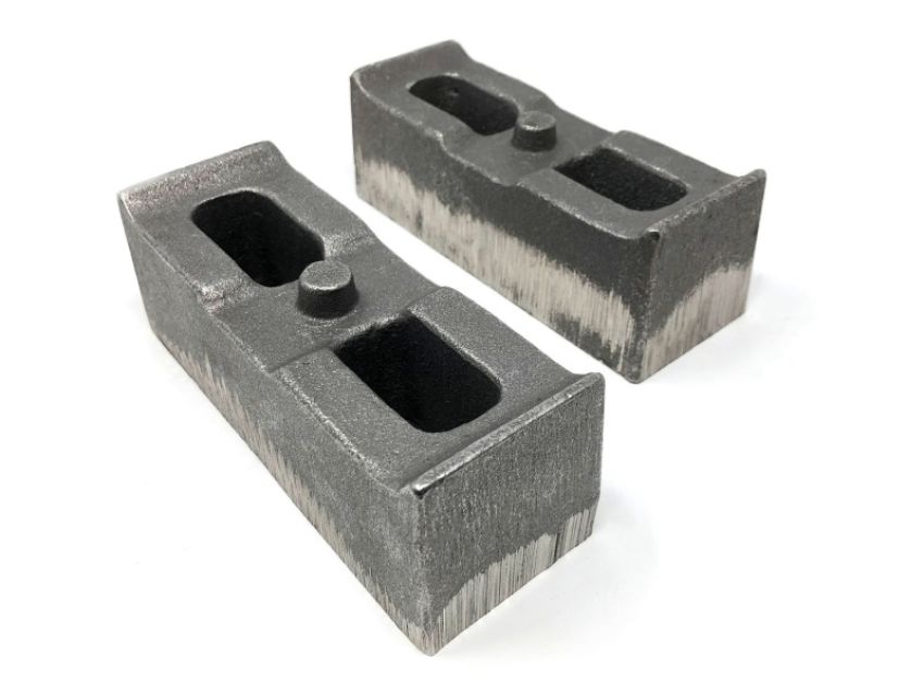 Tuff Country 79062 01-10 Chevy Silverado 2500HD/3500 4wd 2in Cast Iron Lift Blocks Pair