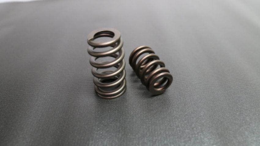 Ferrea S2028 05-08 Harley-Davidson Twin Cam 0.940/1.105 OD 0.580/0.742in ID Beehive Valve Springs-Set of 4