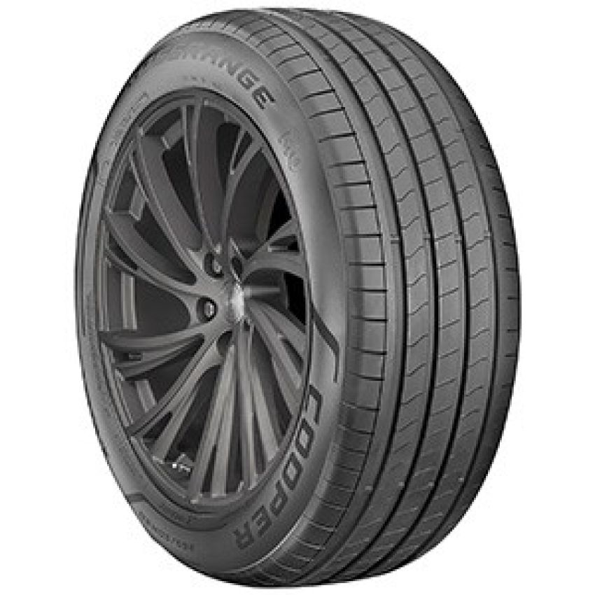COOPER Zeon Crossrange 235/55R19 All-Season