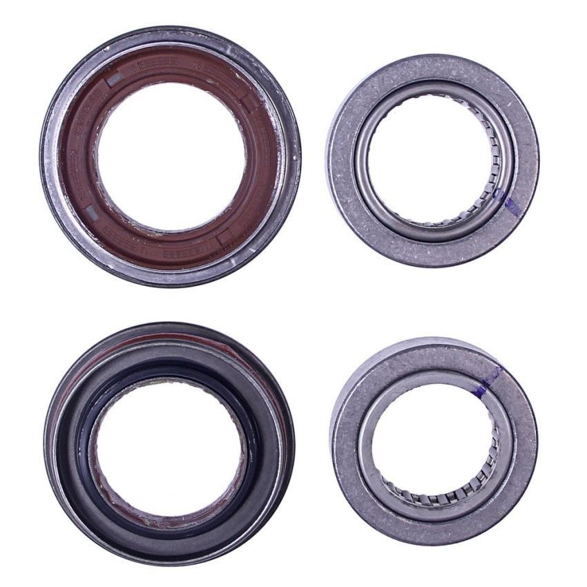 Ford Racing M-4413-B Mustang Super 8.8 IRS Bearing & Seal Kit