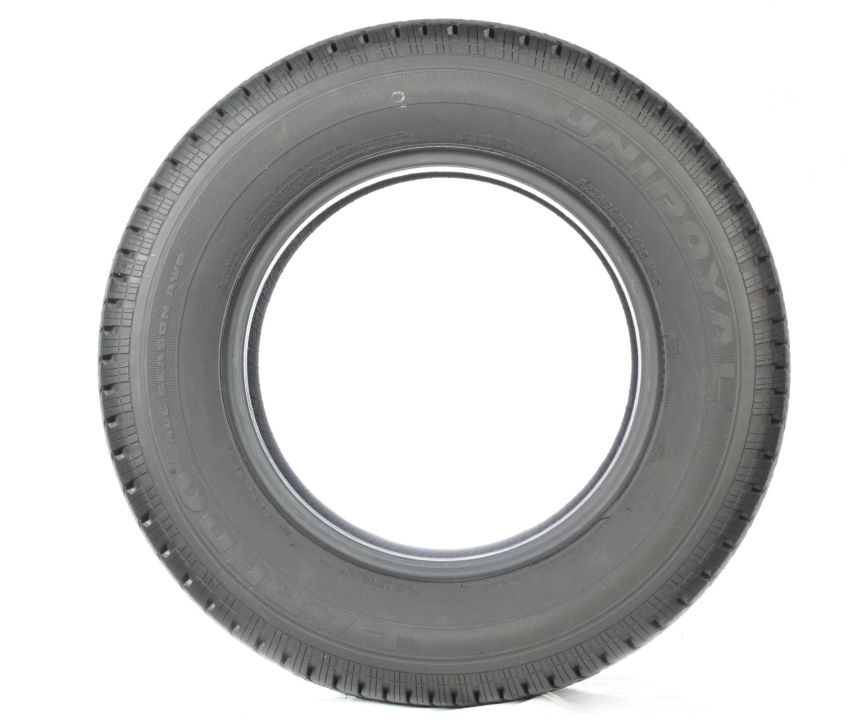 UNIROYAL Laredo ALL Season AWP 235/85R16 All-Season