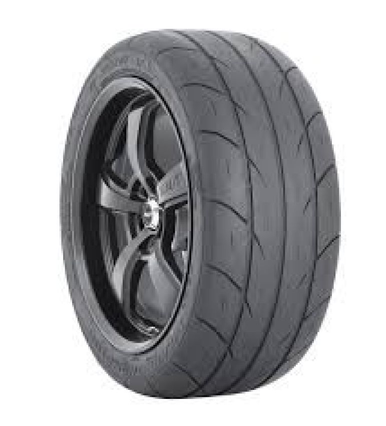 MICKEY THOMPSON ET Street S/S 295/65R15