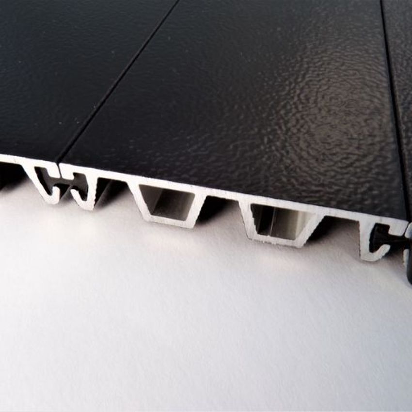 Switchblade Metal Kit Tonneau Cover Kit 19-24 Silverado/Sierra 1500 8 Foot Long Bed Pace Edwards