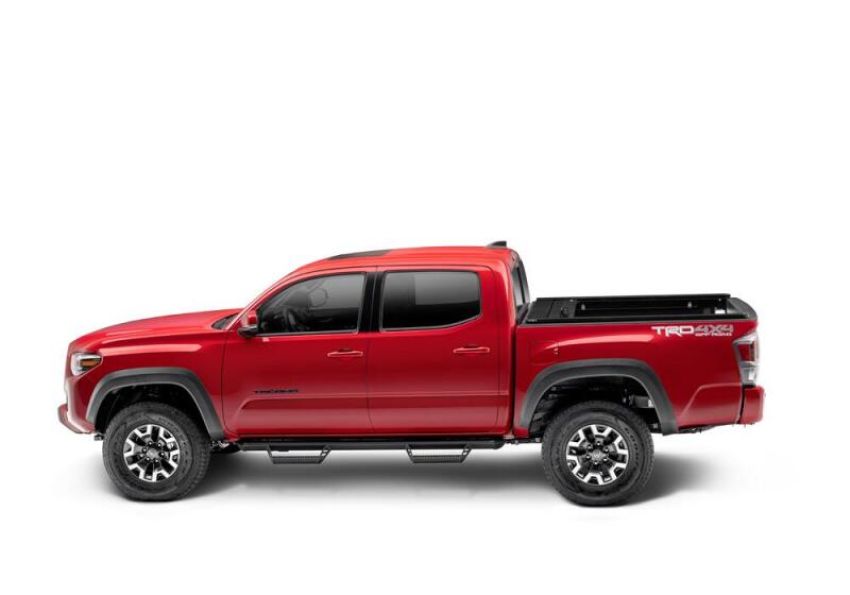 Retrax T-80841 07-18 Tundra CrewMax 5.5ft Bed with Deck Rail System PRO XR