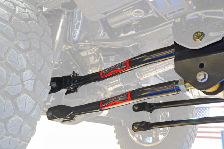 Skyjacker F23484LA 2023+ Ford F250/F350 Super Duty 4WD 4-6in 4-Link Compenent Box Lift Kit