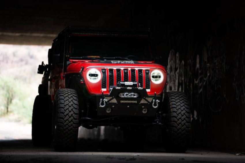 DV8 Offroad HLCJL-01 2018+ Jeep Wrangler JL/Gladiator LED Projector Headlights