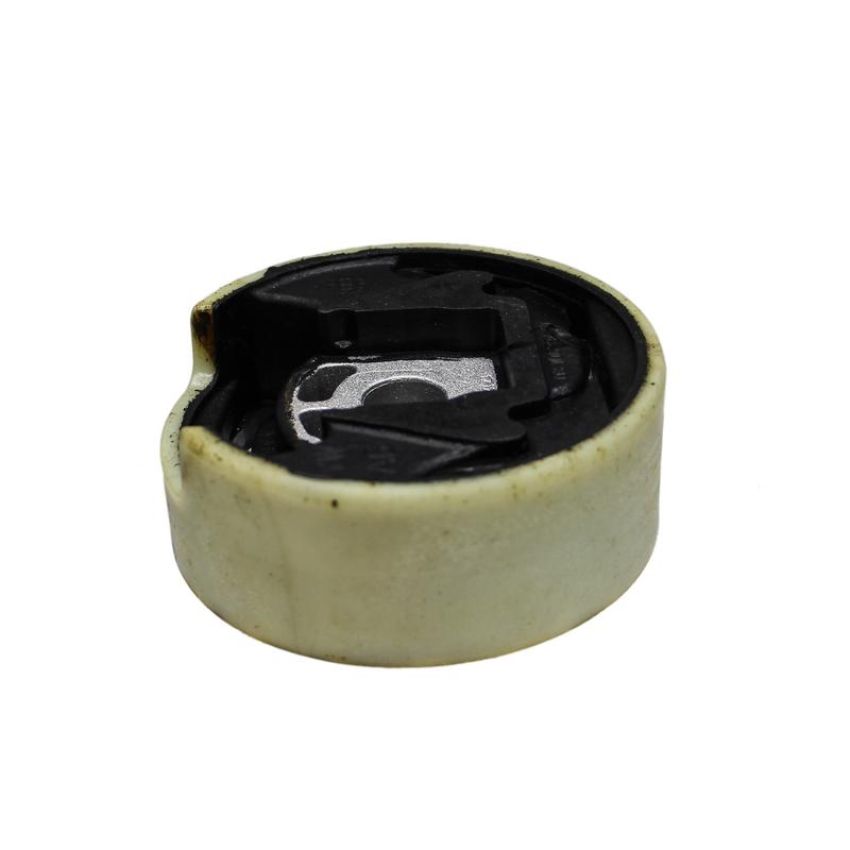 CRP PRODUCTS AVM0515 Rein OE Quality Subframe Mount