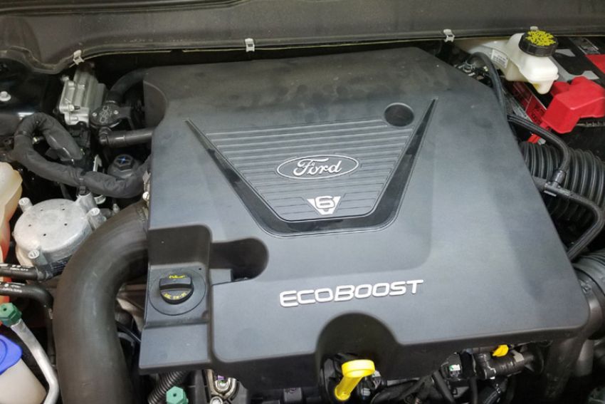 J&L 17-18 Ford Fusion Sport 2.7L Passenger Side Oil Separator 3.0 - Black Anodized