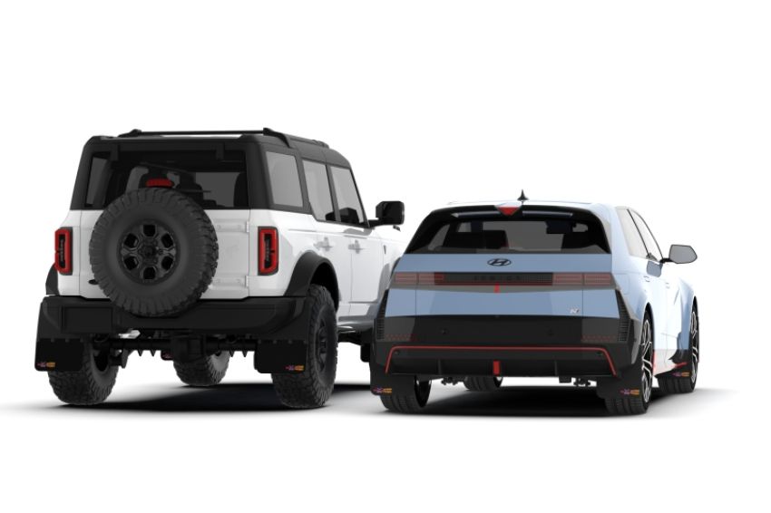 Rally Armor MF85-NO-PL-BCE24-BLK 21-25 Ford Bronco NO-PL Plastic Rear Bumper BCE Logo