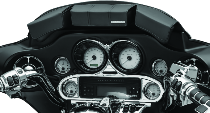 Kuryakyn 5212 3 Pouch Batwing Fairing Bag