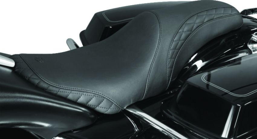 Mustang Motorcycle 76107 Mustang 06-17 Harley Dyna Standard Touring Solo Seat - Black