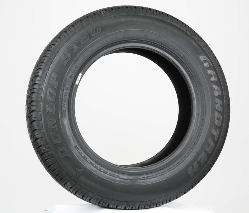 DUNLOP Grandtrek ST20 215/60R17 All-Season