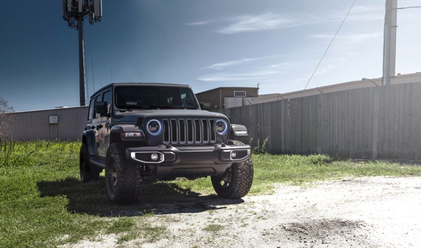 Oracle Lighting 5769J-330 Jeep Wrangler JL/Gladiator JT 7in. High Powered LED Headlights-ColorSHIFT RF