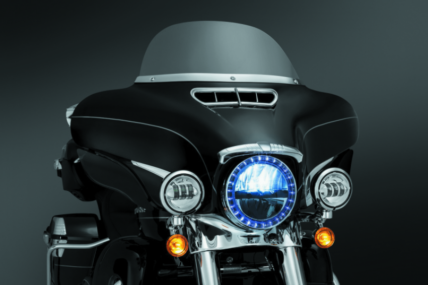 Kuryakyn 1387 Smooth Windshield Trim 14-Up Touring Chrome