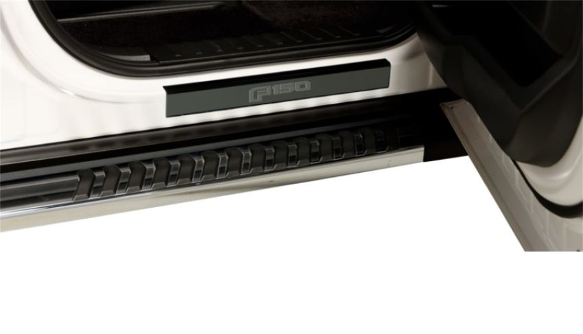 Putco 95128BPFD 99-16 Ford SuperDuty Crew Cab w/ SUPERDUTY Etching (4pcs) Black Platinum Door Sills