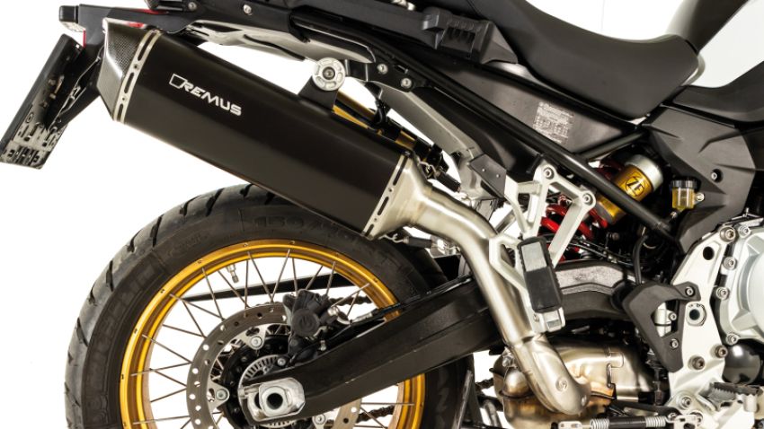 Remus 2018 BMW F 750 GS 4G85 57 kW (Euro 4) Black Hawk Slip On w/Connection Tube
