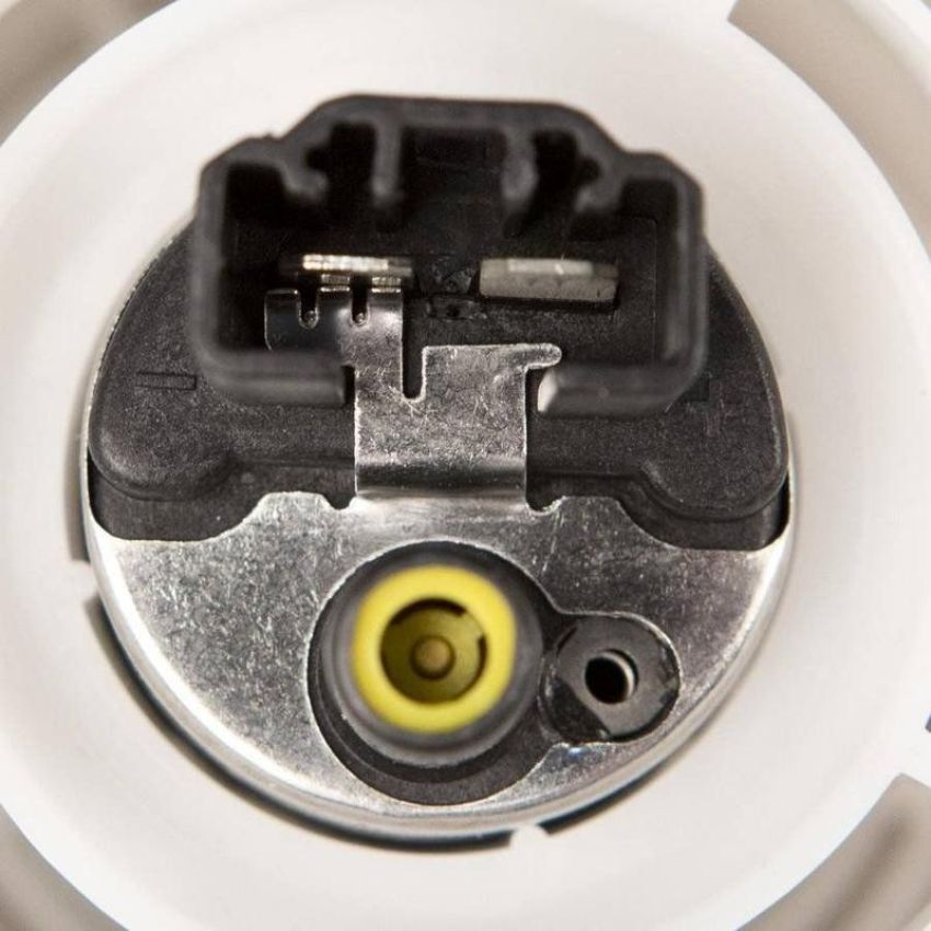 DELPHI FE0466 Fuel Pump and Strainer Set