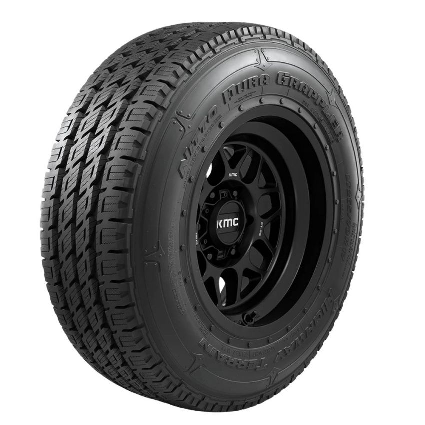 NITTO Dura Grappler 245/75R16